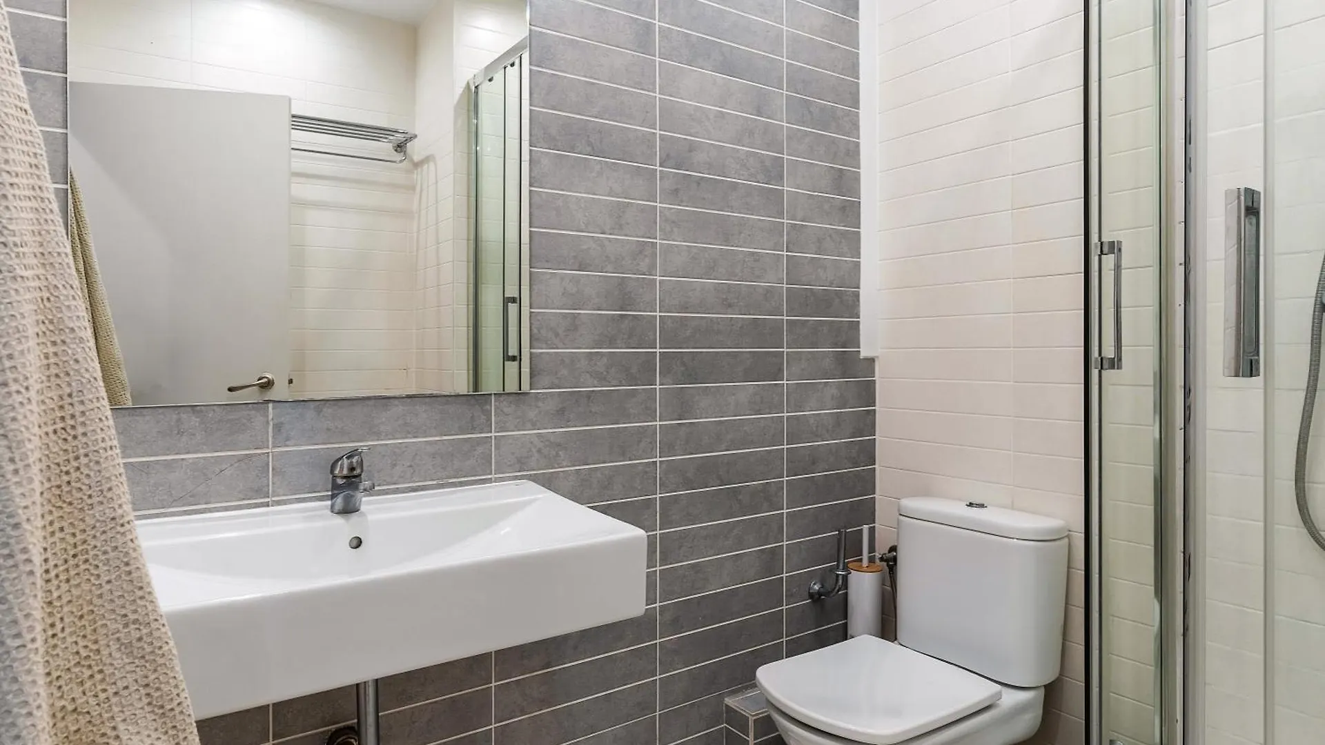 Canela Homes Barcelona Casp شقة
